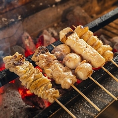 炭焼きと地酒 鳥灯（とりび）の特集写真