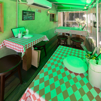 様々なシーンで活躍する自慢のテラス席♪