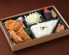 黒豚ひれかつ弁当