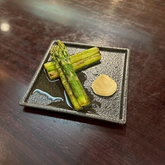 アスパラガスソテー 白トリュフオイル