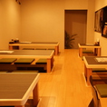 4～5名様がゆったり座れる掘りごたつ席と、2名様専用の掘りごたつ席がございます。