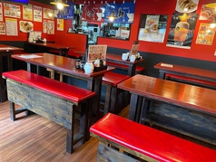 1階。心地の良いソファータイプのお席◎