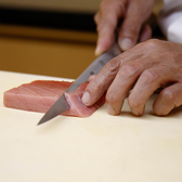 市場直送の鮮魚を刺しに