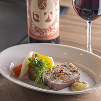 鉄板焼きや逸品料理の魅力を最大限に引き出すペアリング