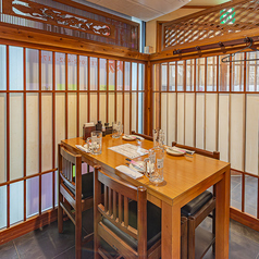 4名掛け×2/2~4名様迄ご利用可能です♪ 喫煙可◯