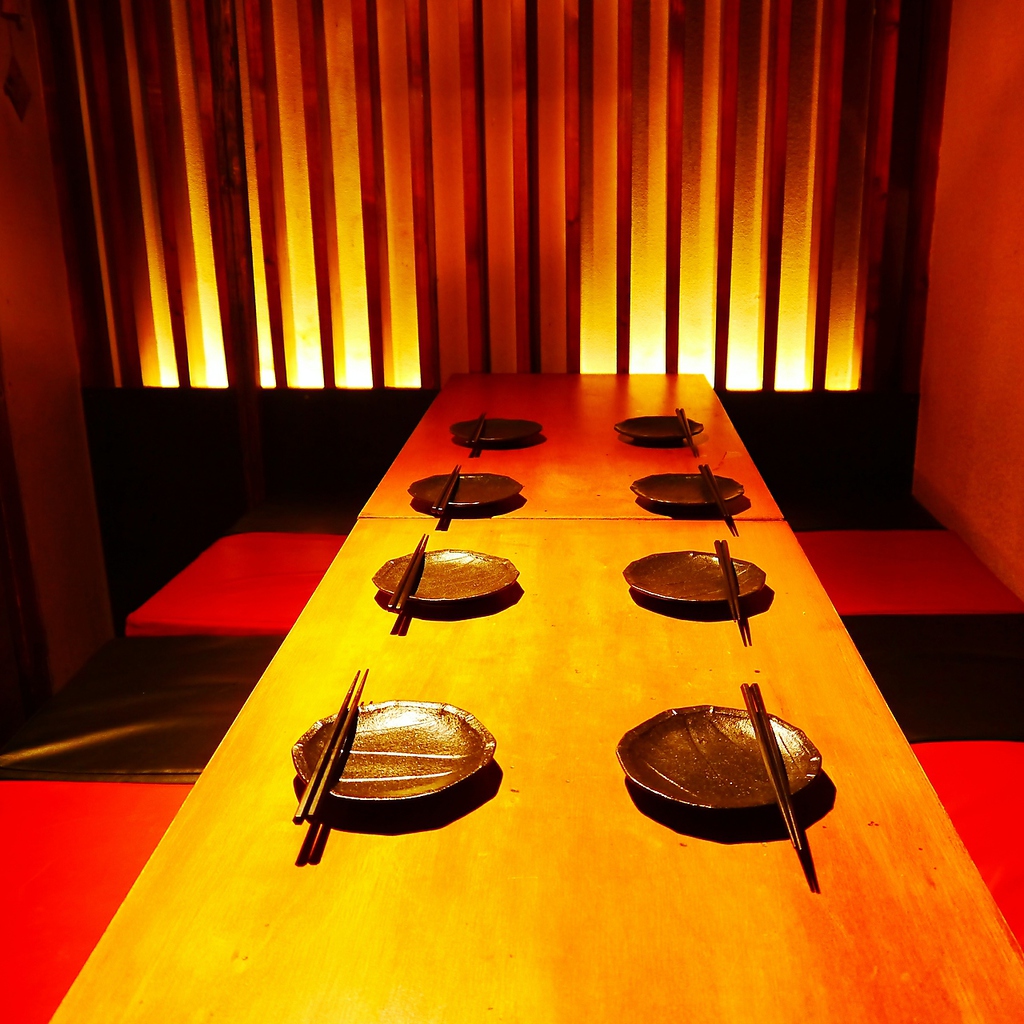 半個室で賑やかな宴会を演出！お早目のご予約がおすすめです☆