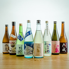 月毎に替わる季節のコースのお料理に合わせて7種の日本酒のペアリングを、お楽しみいただけます。