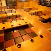 【掘りごたつ】会社宴会にご好評のお席です！モニターもございますのでスポーツ観戦や結婚式の二次会にもご利用いただけます♪