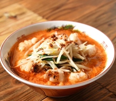 ユッケジャンホルモンラーメン