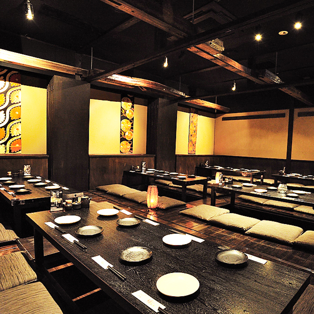 会社宴会など、大人数様でのご利用も大歓迎！ご予約はお早めにどうぞ。