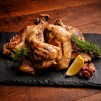 【原価提供】名物！骨付鳥のコンフィ287円！低温調理