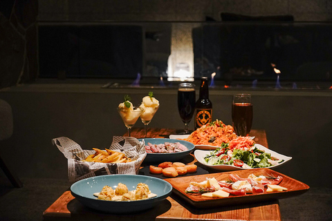 北海道食材を使ったパーティー料理！本物の暖炉のあるカフェバー。麻布台ヒルズ至近！