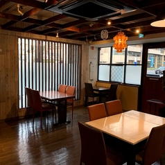 誠に申し訳ございませんが、お席の指定は受け付けておりません