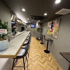 お一人様でも安心のカウンター席