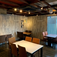 誠に申し訳ございませんが、お席の指定は受け付けておりません