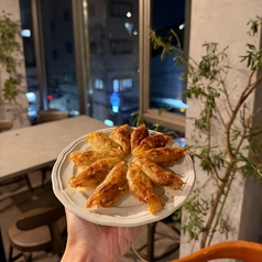 クリスピー餃子 ビストロ enen エンエンの写真