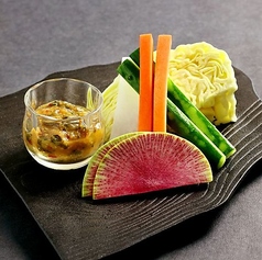 新鮮野菜のディップ　龍名館特製大葉味噌添え