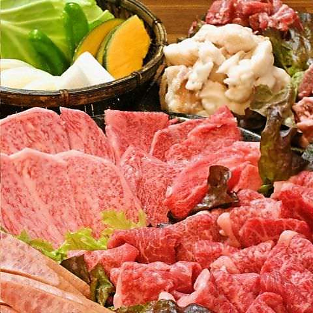 こだわりの焼肉でお腹いっぱいに♪飲み放題＆食べ放題コースもございます！