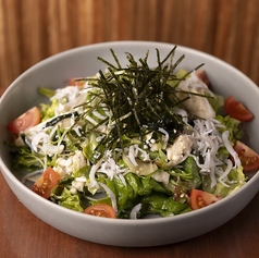 豆腐としらすのごちそうサラダ