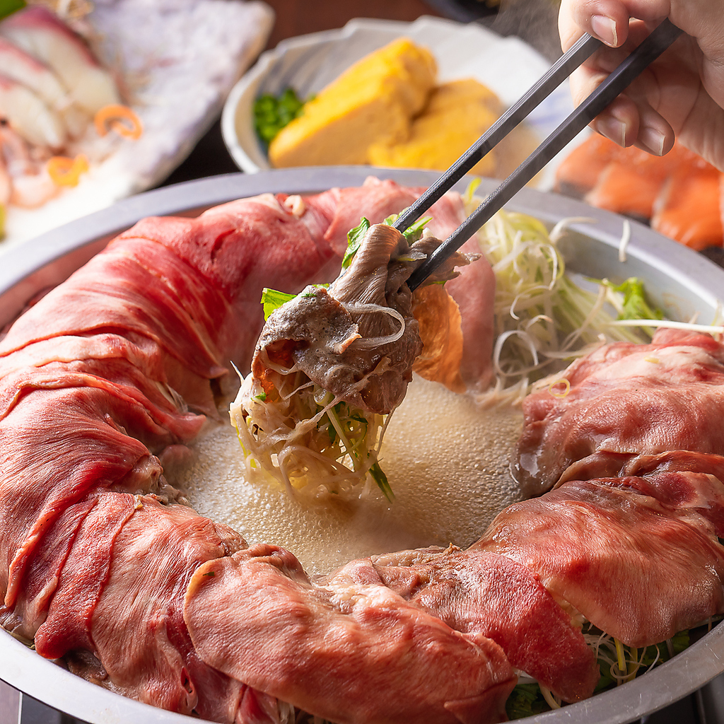 【忍家自慢の鍋】牛タンしゃぶや和牛もつが絶品！〆まで楽しめる◎