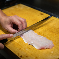 職人の技が光る！鮮度抜群の魚介を丁寧な手仕事で