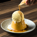 料理メニュー写真&nbsp;自家製キャラメルプリンのアイスクリームのせ