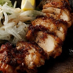 鶏もも肉の山賊焼き