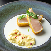 厳選されたお料理と、それに寄り添う最高の一杯とのマリアージュを追求しています。一皿一皿が持つ個性豊かな風味と、厳選したお酒の繊細な香りが、口の中で見事なハーモニーを奏でます!お好みのドリンクが見つかるはずです。