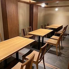 テーブル個室のご用意がございます。
