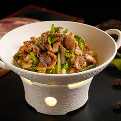 唐辛子とナマコと豚バラ肉の豆鼓炒め