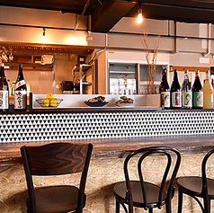 馬刺しと牡蠣酒場 ヨツバ 二子玉川店の雰囲気2