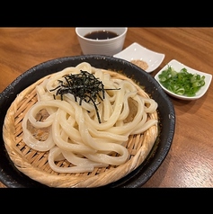 特性麺つゆで味わうざるうどん