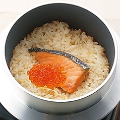 鮭いくら釜めし