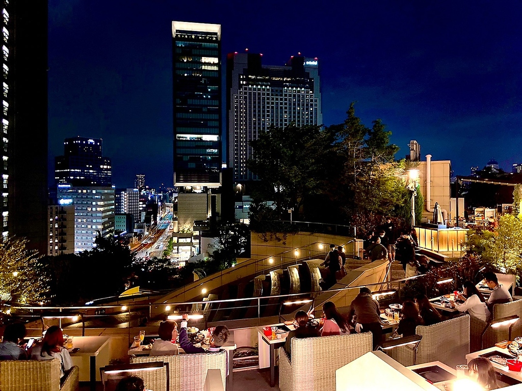 ビアガーデン・テラス席・バーベキュー・BBQ・飲み放題・女子会・解放感抜群