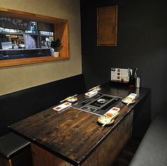 【中規模宴会★～8名様】女子会・誕生日・各種宴会に人気です♪ゆったりと落ち着いた雰囲気の中でシーンを問わずお寛ぎお楽しみ頂けます☆梅田駅から徒歩約9分の距離にあり、アクセスも非常に便利です。駅から近いため、普段使いとしても気軽にご利用いただけます。ぜひ、日常の中にある特別な時間をお楽しみください。