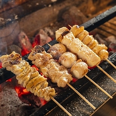 炭焼きと地酒 鳥灯（とりび）の特集写真