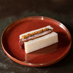 斎藤さんの黒酢カツサンド