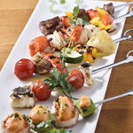 フランスの串焼料理（ブロシェット）のお店♪お肉に海鮮、野菜などの串多数ございます！