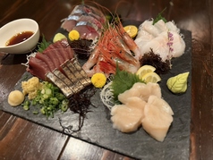 地鶏料理と旬魚 居酒屋 楽いちのおすすめ料理1
