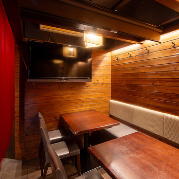 宴 刈谷駅店の雰囲気1