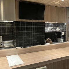 炭火焼肉 こべや 神戸三宮の雰囲気2