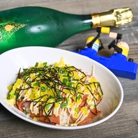 【人気メニュー盛り沢山】　お料理も数多く取り揃え！