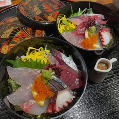 海鮮丼(小)