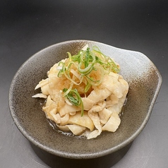 鶏皮湯引き