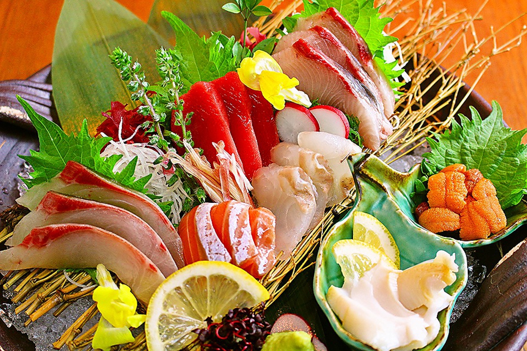 自慢の鮮魚は全国から仕入れています。