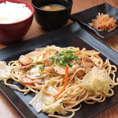 【出来たて】豚塩焼きそば定食