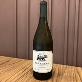 【パナメラ　シャルドネ】マイヤーレモン、リンゴ、梨の生き生きとしたアロマが立ち上がり、ほのかなバニラとシナモンを伴う。熟した梨と、マイヤーレモンの美味しい風味に、キャラメルを少し含む。テクスチャーは豊かでまろやか、キリッとした後味へと続く。有名女優が愛したワイン。