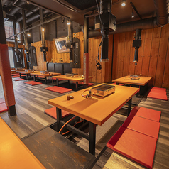 焼肉ホルモン但馬丸善大阪本店の雰囲気1