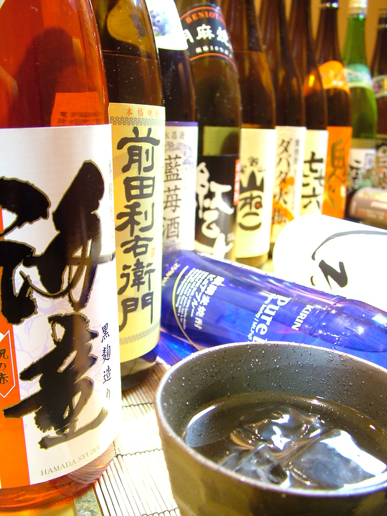 店内ドリンクは200種以上！日本酒・焼酎だけでも100銘柄以上ご用意！！
