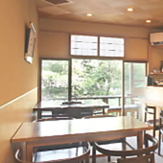 落ち着いた店内です。